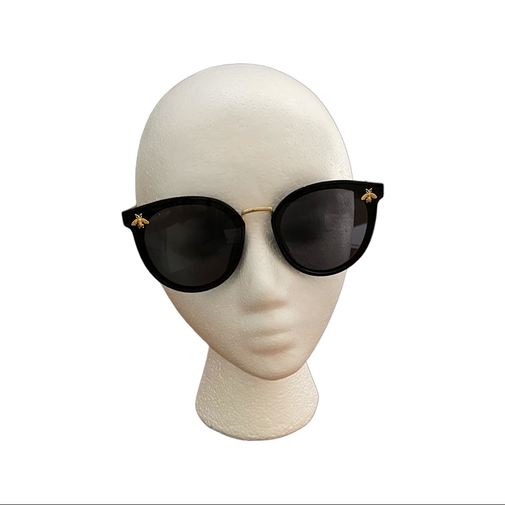 Luxe Noir Queen Bee Sunglasses - Picture 2 of 6